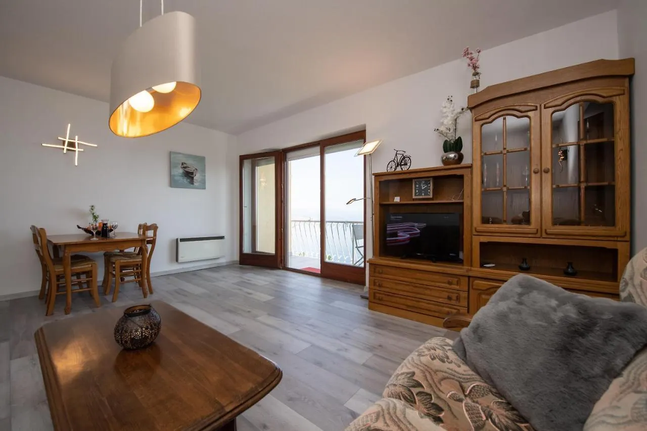 Bela Vista 5 Rustikales Appartement Volosko