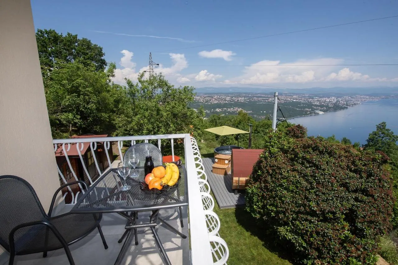 Bela Vista 5 Rustikales Appartement Volosko Apartment