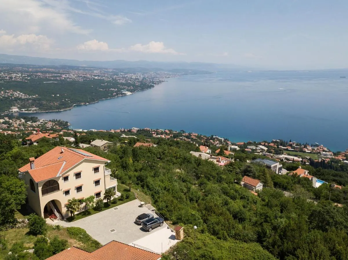 Bela Vista 5 Rustikales Appartement Volosko